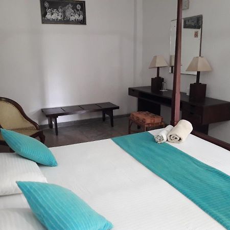 Hikkaduwa Sea Front Apartment Bagian luar foto