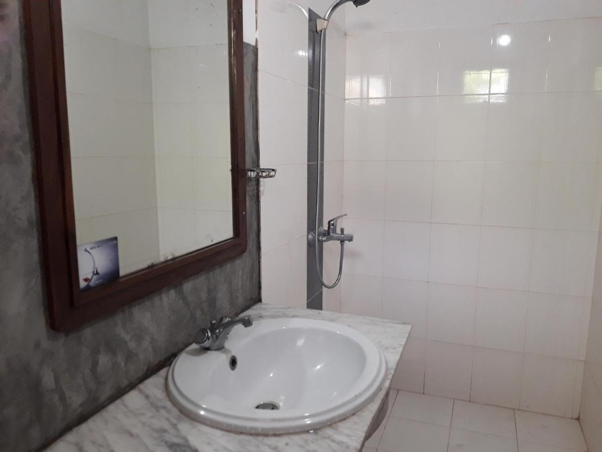 Hikkaduwa Sea Front Apartment Bagian luar foto