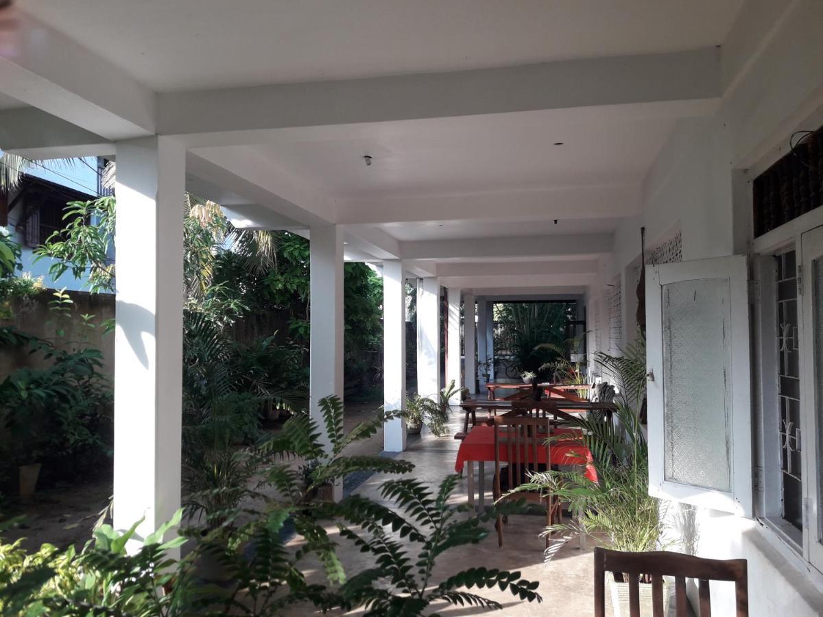 Hikkaduwa Sea Front Apartment Bagian luar foto